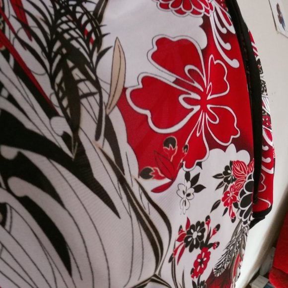 Patterned Slit-Sleeve Blouse - Picture 2 of 6